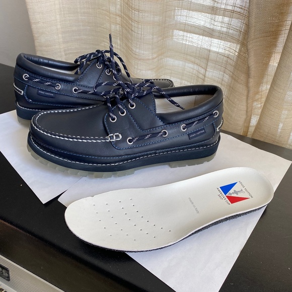 Louis Vuitton blue leather loafers boat shoes M5.5-W7.5 moccasins America's Cup - Picture 1 of 13